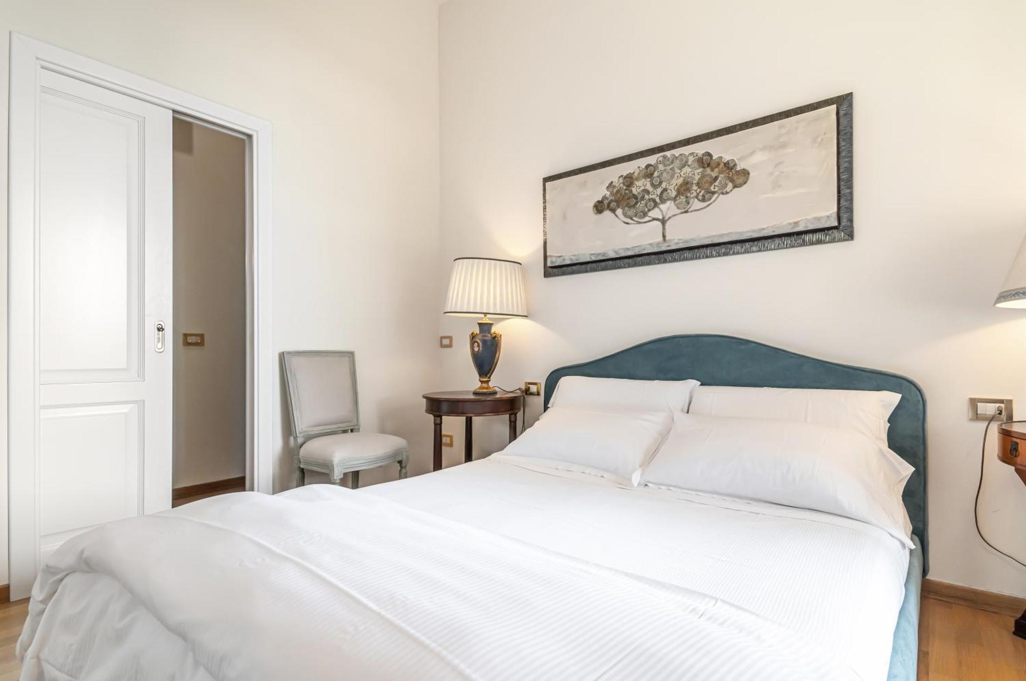 Porta Tufi Luxury Apartment With Private Parking! Siena Luaran gambar
